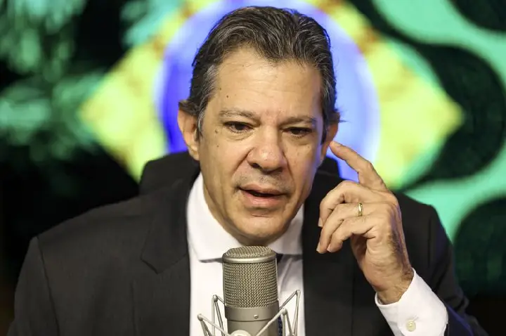 “Não vemos problema em corrigir rota”, diz Haddad