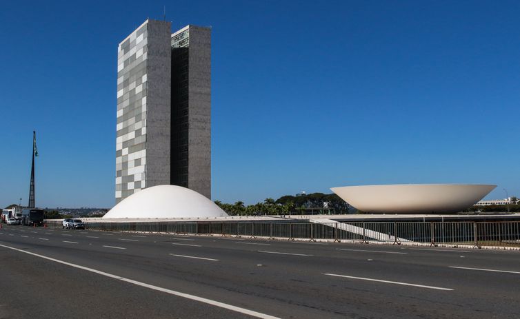 Congresso e Judiciário retomam sessões após feriado de Carnaval