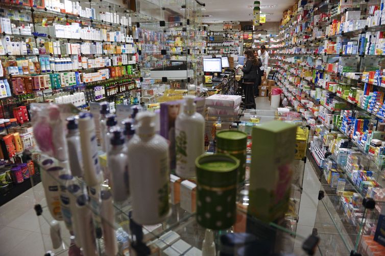 Teto para reajuste de medicamentos é publicado; entenda