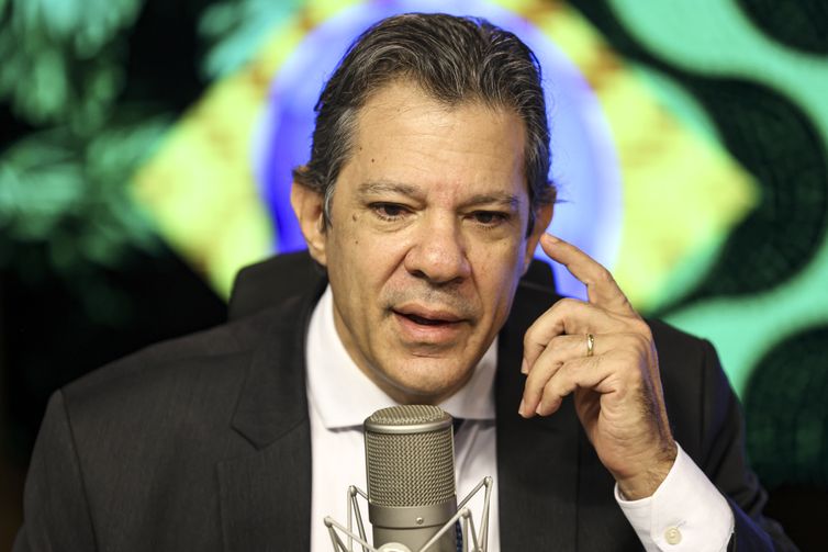 “Não vemos problema em corrigir rota”, diz Haddad
