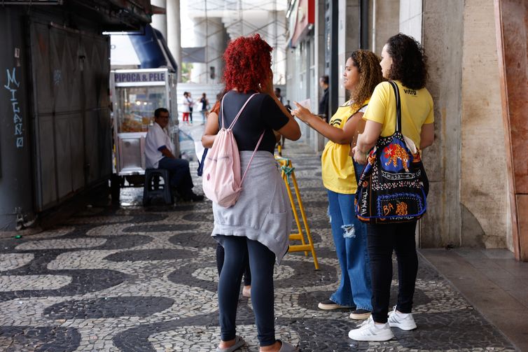 Pé-de-Meia: nascidos em maio e junho recebem hoje parcela de R$ 200