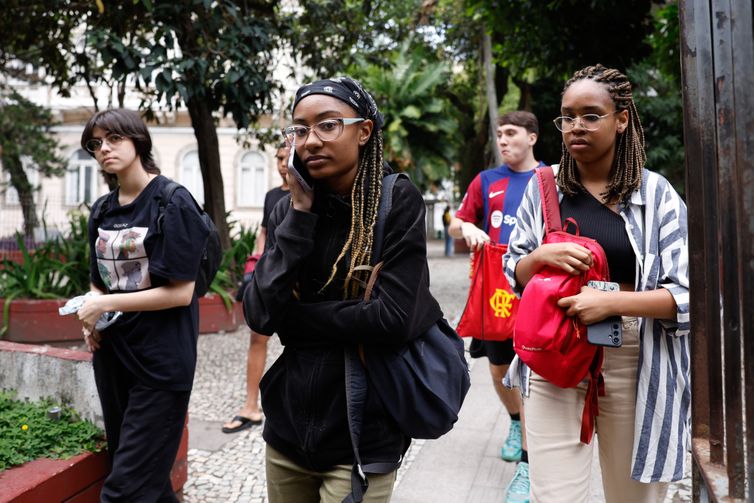 Saiba como o Enem voltará a certificar a conclusão do ensino médio