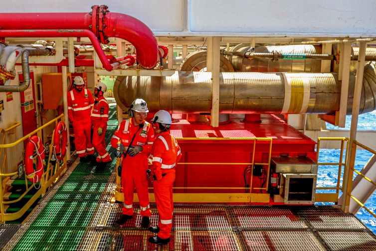 Produção de óleo e gás do pré-sal bate recorde em abril