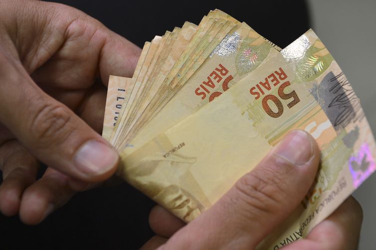 Vendas do Tesouro Direto batem recorde para meses de julho