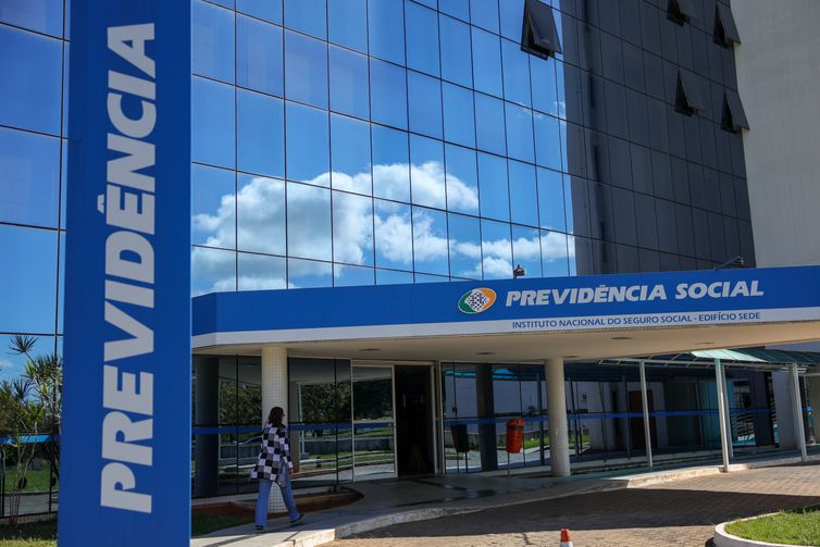 Portaria amplia temporariamente prazo de auxílio-doença sem perícia